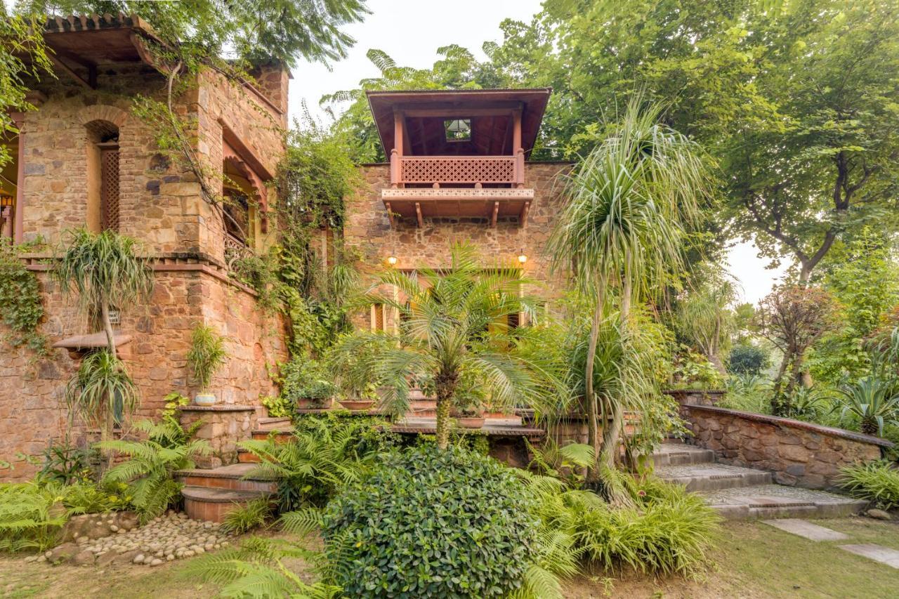 Hostie Chinar Haveli - Heritage Home With Pool, グルガウン エクステリア 写真