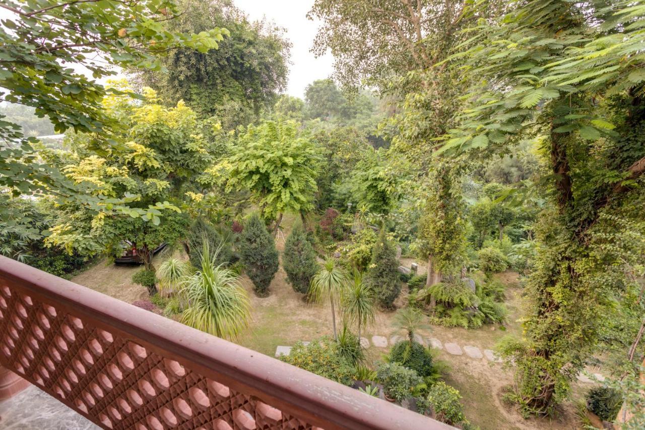 Hostie Chinar Haveli - Heritage Home With Pool, グルガウン エクステリア 写真