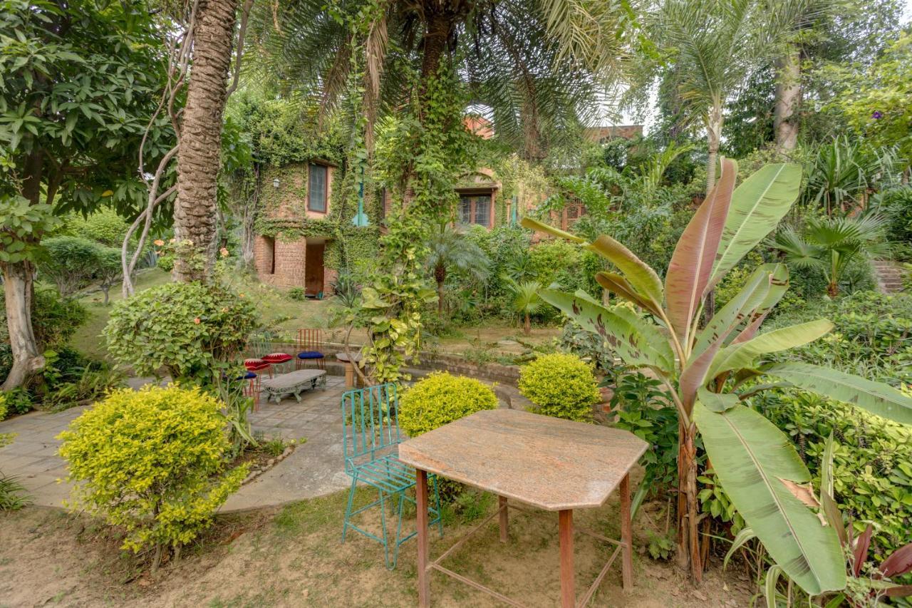 Hostie Chinar Haveli - Heritage Home With Pool, グルガウン エクステリア 写真
